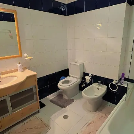 Duplo Com Varanda No Centro De